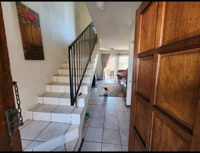 2 BEDROOM APARTMENT FOR SALE IN EAST GEDULD